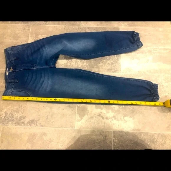 ❤️🔥YMI Kozy Fit Distressed Jeans Jogger Style ❤️🔥Measurements in Photos❤️🔥 - Picture 9 of 14